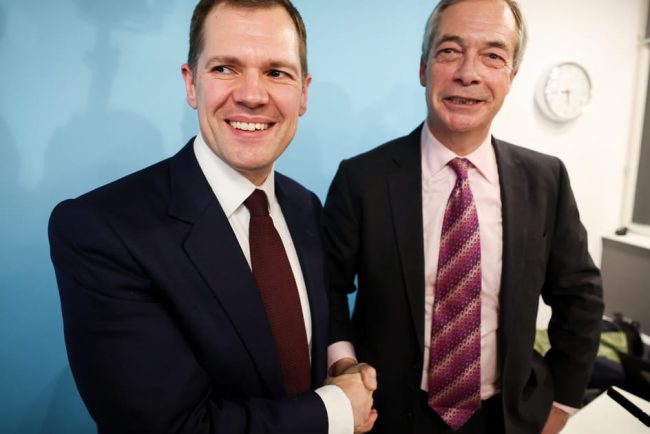 Cea mai mare problema a Tory ilor cu Nigel Farage reprezinta un risc pentru Reforma