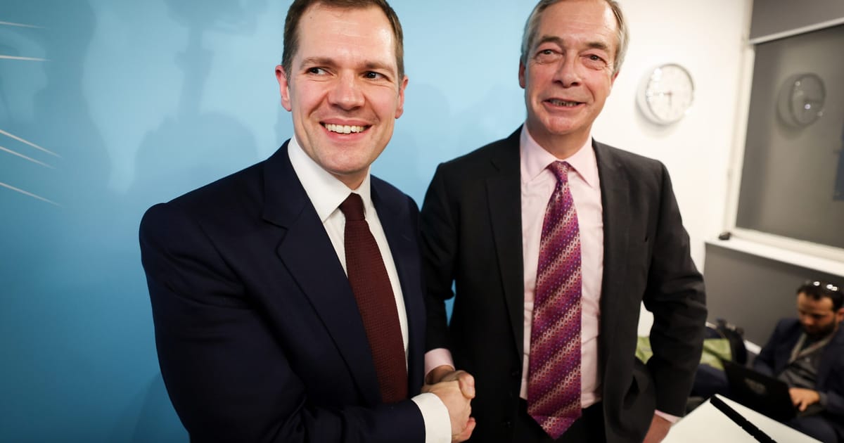 Cea mai mare problema a Tory ilor cu Nigel Farage reprezinta un risc pentru Reforma