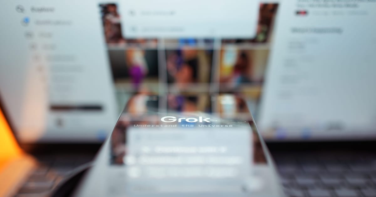 Chatbotul Grok al lui Elon Musk limiteaza accesul la generatorul de imagini cu femei in bikini