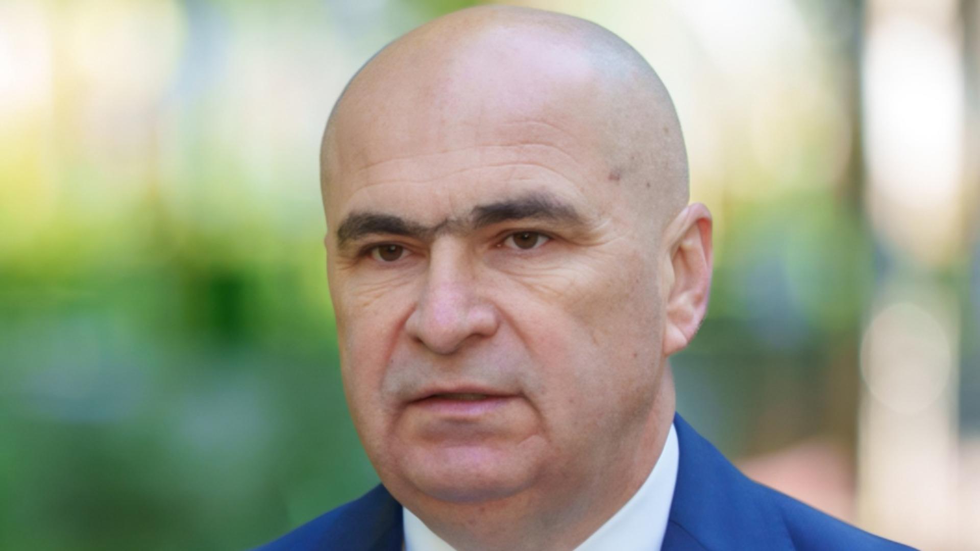 Ilie Bolojan a trimis romanii la munca dar este in vacanta