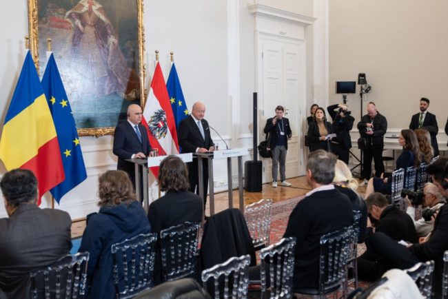 Mandatul lui Bolojan umbrit de proteste ample
