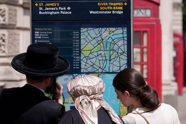 Memorialul holocaustului din Marea Britanie in criza