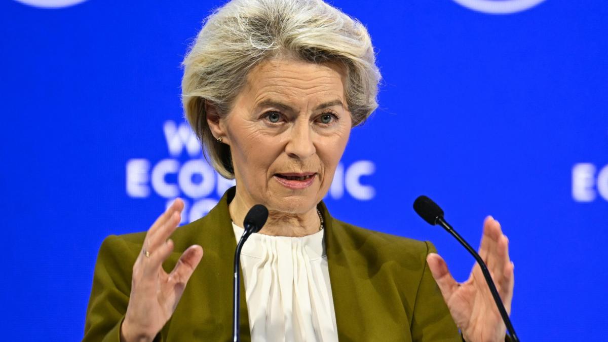 Motunea impotriva Ursulei von der Leyen a fost respinsa in Parlamentul European