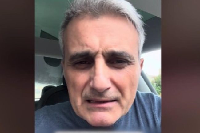 Robert Turcescu il critica pe Nicusor Dan Doar la avion se gandeste