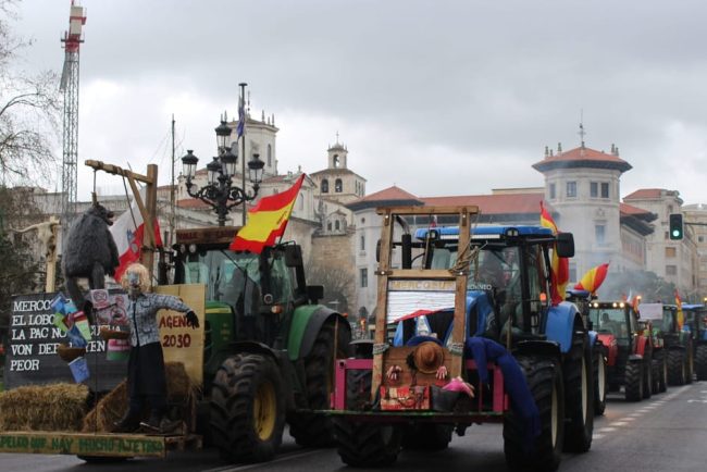 Sustinatorii Mercosur isi exprima ingrijorarea iar dreapta spaniola capituleaza in fata presiunii fermierilor