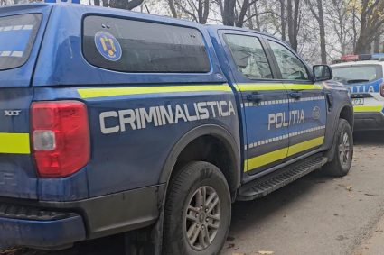 Un bărbat din Deva a păstrat timp de 3 ani oasele tatălui său decedat, ascunse sub pat în locuință.