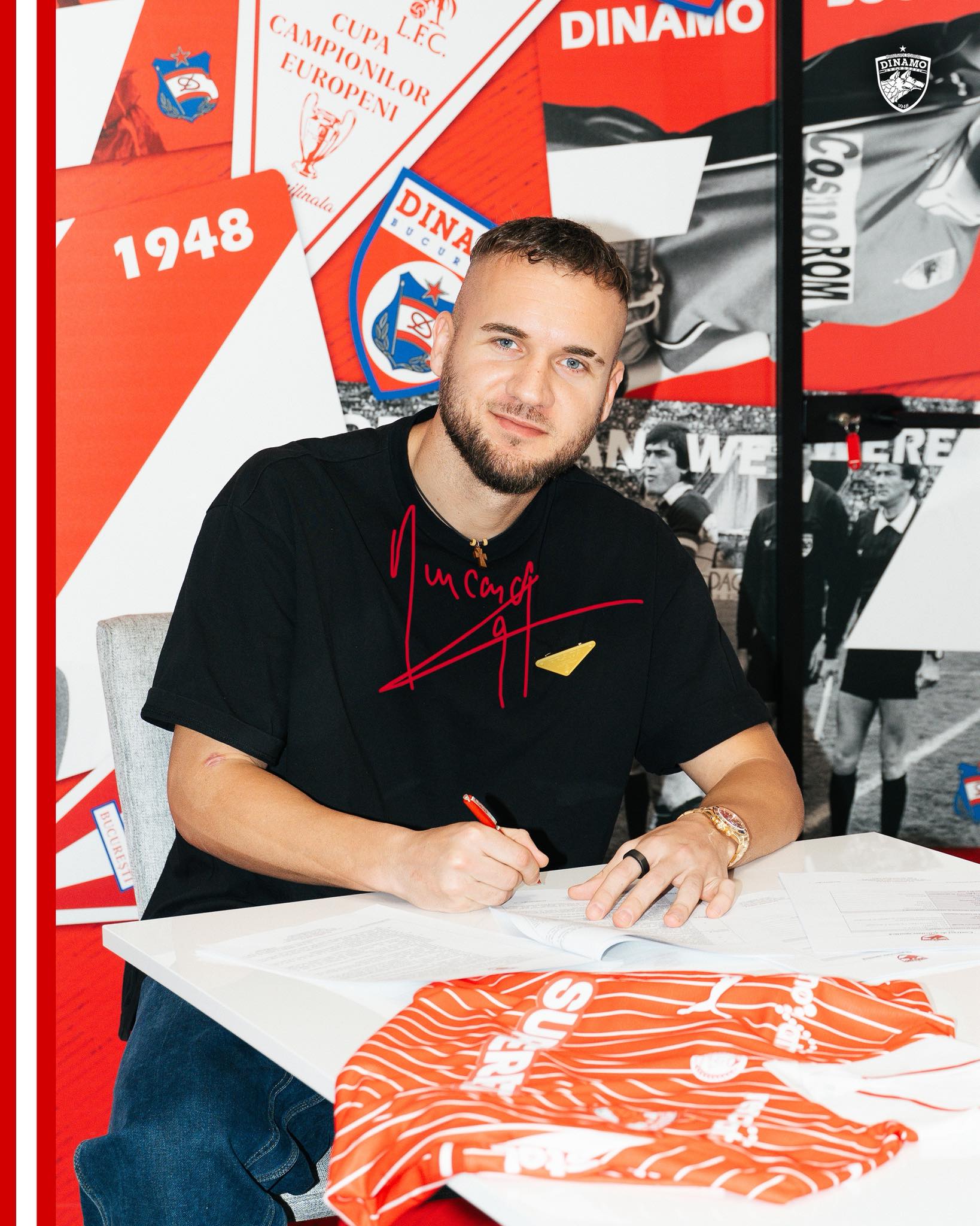 Atacantul George Puscus a semnat cu Dinamo