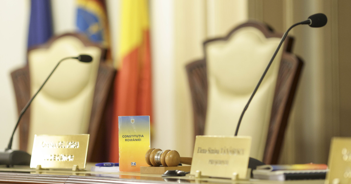CCR a amnat din nou discutia privind sesizarea lui Nicusor Dan referitoare la modificarile legii prosumatorilor Cand va avea loc aceasta dezbatere
