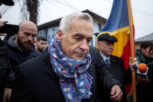 Calin Georgescu ramane sub masura controlului judiciar in cazul in care este acuzat de propaganda legionara