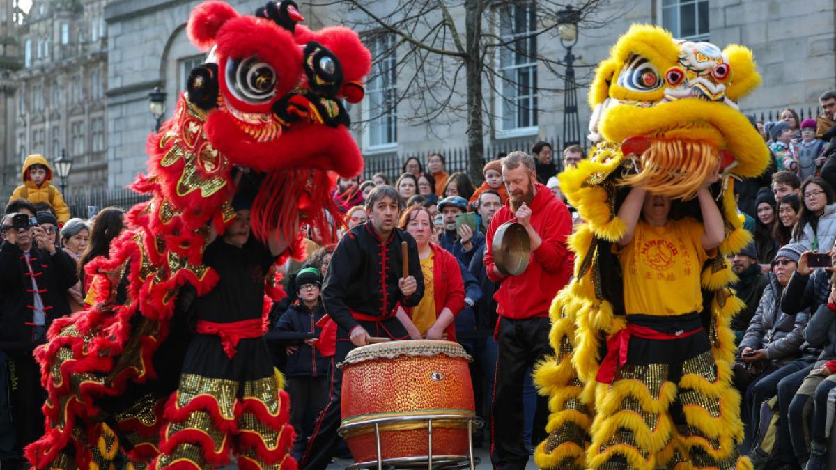 Cei 7000 de chinezi din Romania se pregatesc pentru Anul Nou Chinezesc Ce va aduce Anul Calului de Foc