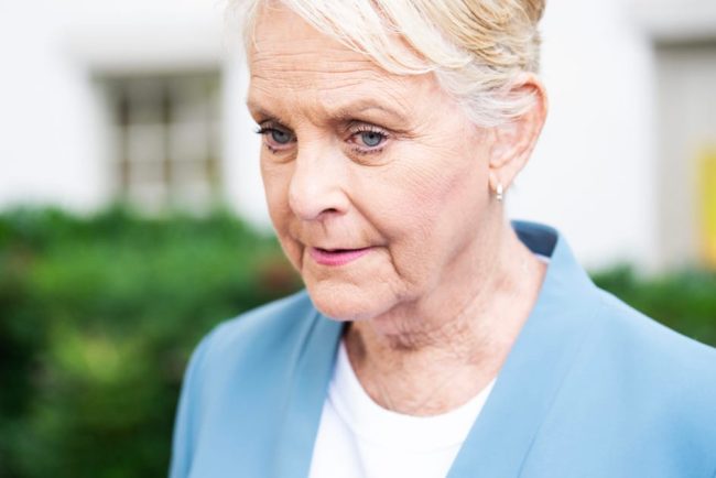 Cindy McCain sefa programului alimentar al ONU isi va incheia mandatul din cauza problemelor de sanatate