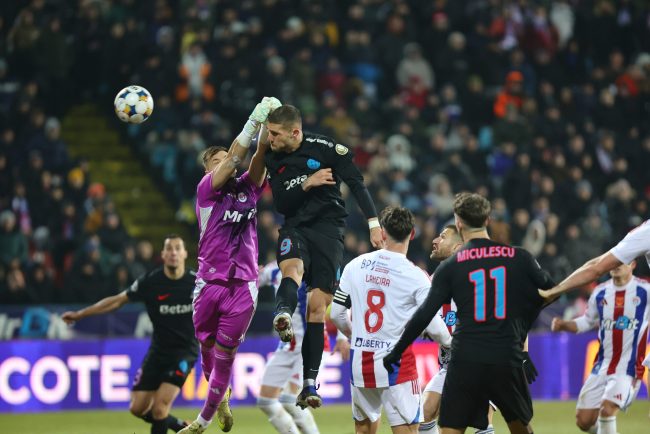 FCSB obtine o victorie clara la Galati impotriva Otelului in etapa a 26 a din Superliga si se apropie la doua puncte de zona de play off
