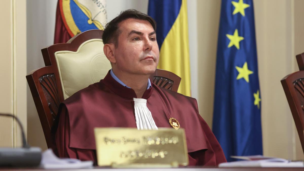 surse un judecator al CCR perturbeaza sedinza cruciala privind reforma pensiilor speciale gheorghe stan