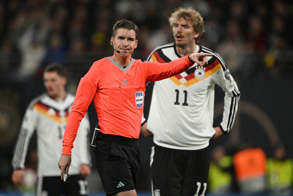 Arbitrul finalei EURO 2024 desemnat sa conduca meciul Turcia Romania din barajul pentru Cupa Mondiala de fotbal 2026