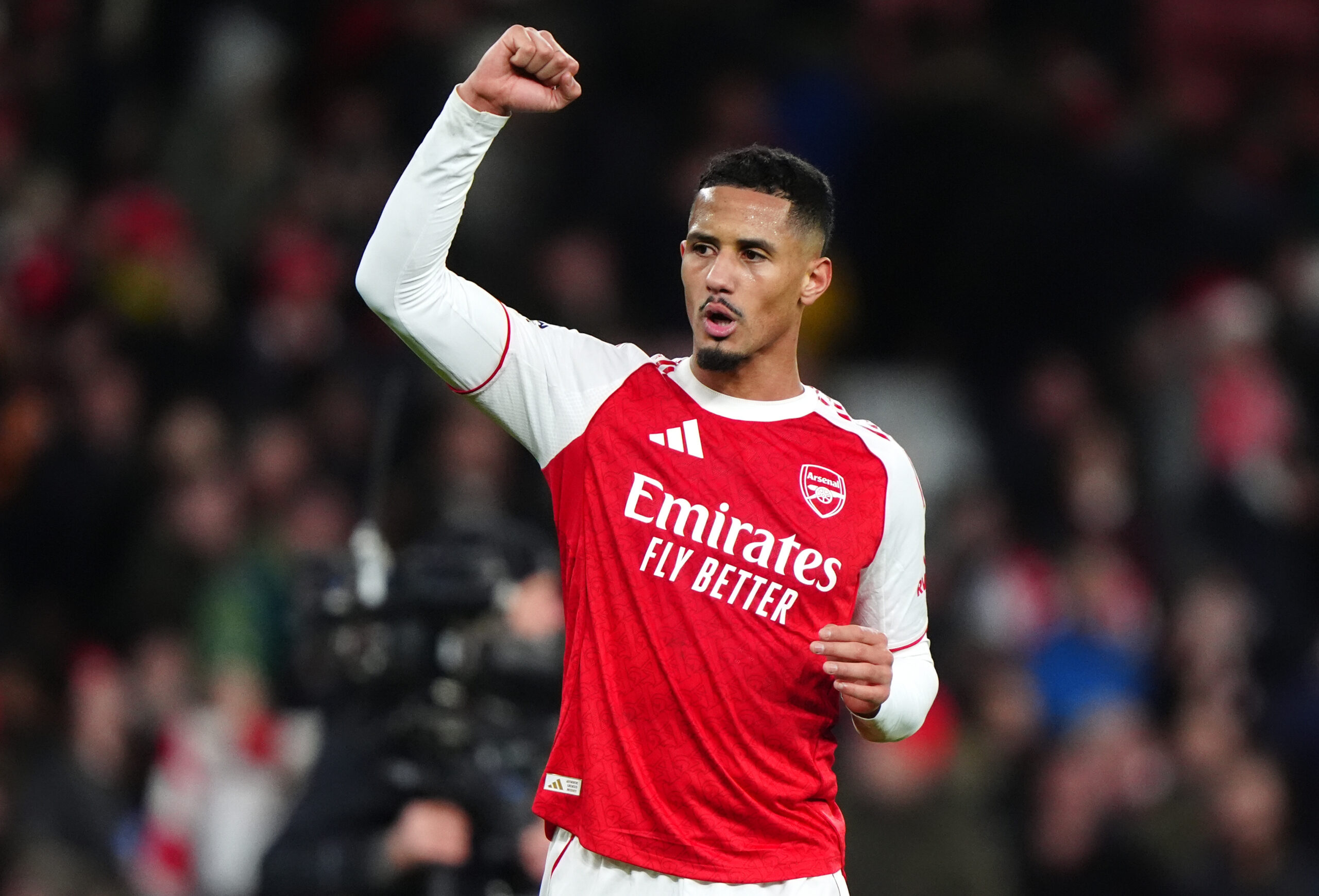 Arsenal infrunta Chelsea in derbiul Premier League si isi consolideaza prima pozitie in clasament