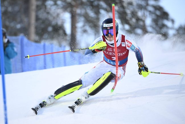 Atle Lie McGrath castiga pentru prima data Cupa Mondiala la slalom Timon Haugan castigatorul ultimei etape