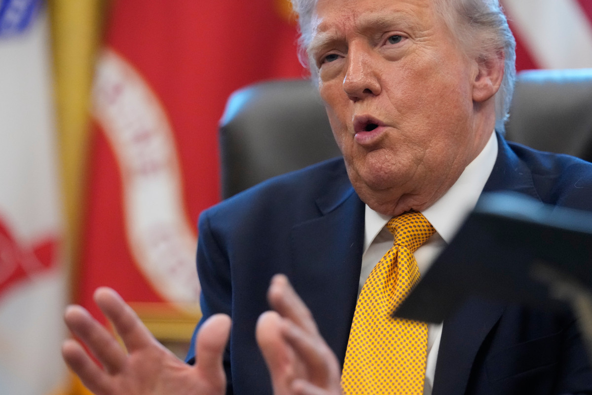 Consider ca Cuba preconizeaza un sfarsit Trump sugereaza o schimbare imminenta in aceasta tara insulara