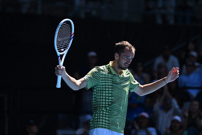 Daniil Medvedev il invinge pe Felix Auger Aliassime si devine primul finalist la turneul ATP de la Dubai