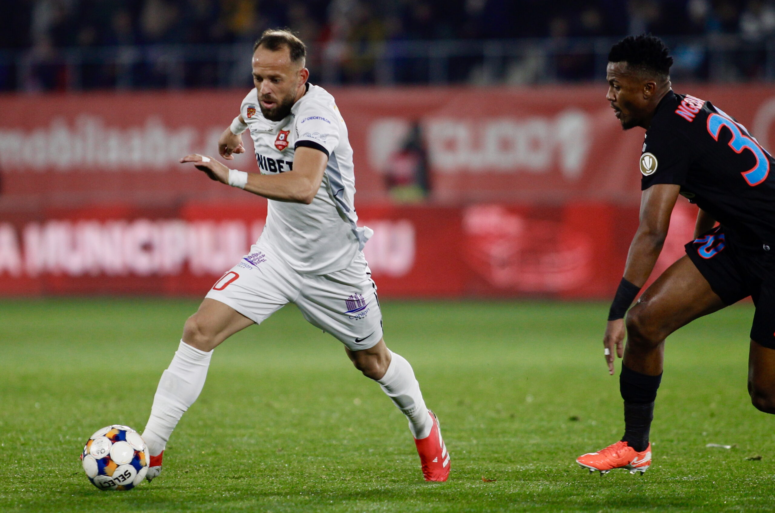 FC Hermannstadt invinge FC Botosani si scoate echipa moldoveana din lupta pentru play off in Superliga de fotbal