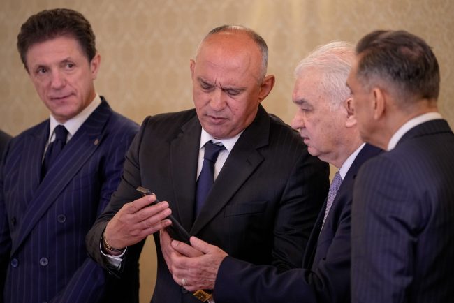 Florin Prunea si a cerut scuzepentru declaratiile controversate la adresa ministrului Mediului Diana Buzoianu A facut videochat
