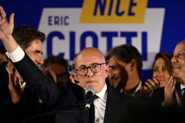 Franta intampina dificultati in a stabili un echilibru politic