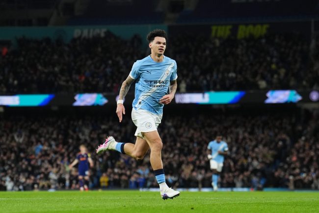 Manchester City castiga Cupa Ligii Angliei invingand Arsenal Londra cu 2 0