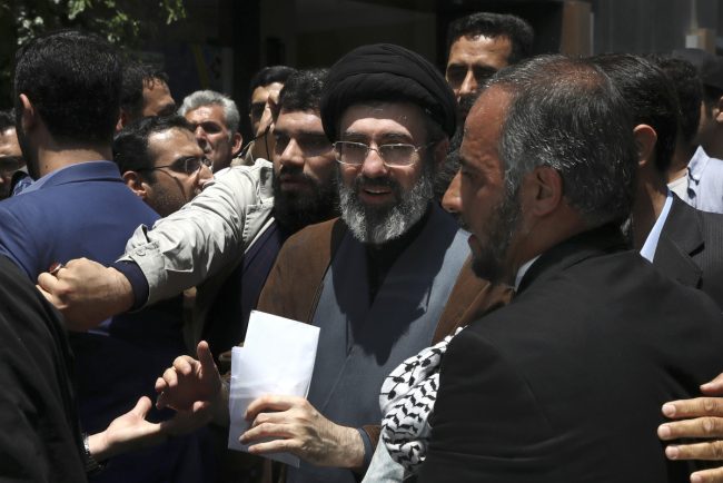 Mojtaba Khamenei fiul ayatollahului asasinat numit lider suprem al Iranului