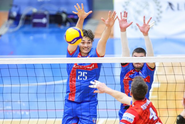 Play off ul campionatului de volei masculin incepe la sfarsitul saptamanii