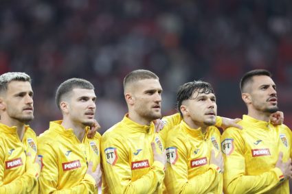 Romania se confrunta cu Slovacia dintr un meci amical dupa ce a ratat calificarea la Cupa Mondiala de fotbal
