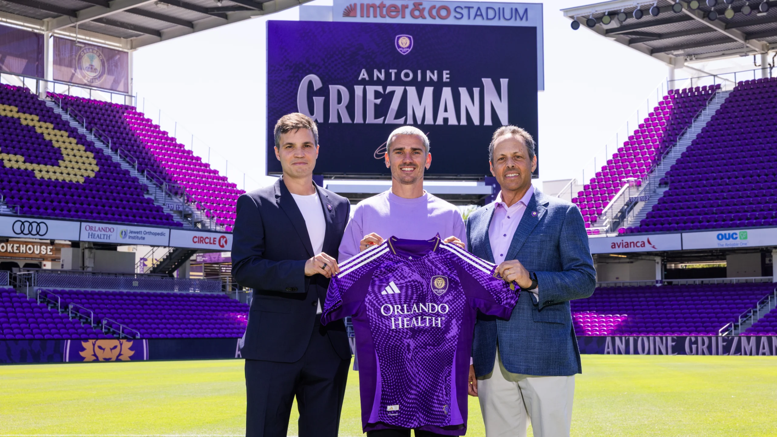 Starul francez Antoine Griezmann prezentat oficial la echipa MLS Orlando City