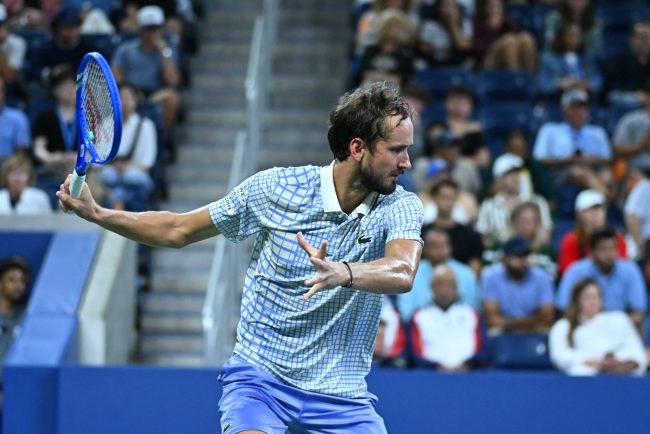 Tenismenul Daniil Medvedev blocat la Dubai din cauza conflictului din Orientul Mijlociu inainte de Indian Wells