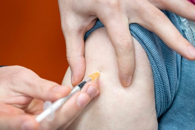 UE nu a vrut sa dezvaluie identitatea negociatorilor vaccinului Covid din teama represaliilor impotriva vaccinarii