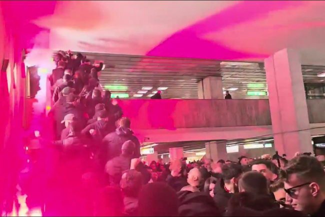 Ultrasii de la Dinamo au strigat mesaje rasiste inainte de meciul cu Rapid