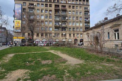 ciprian ciucu anunta exproprierea terenului din fata librariei carturesti un jmecher a intervenit