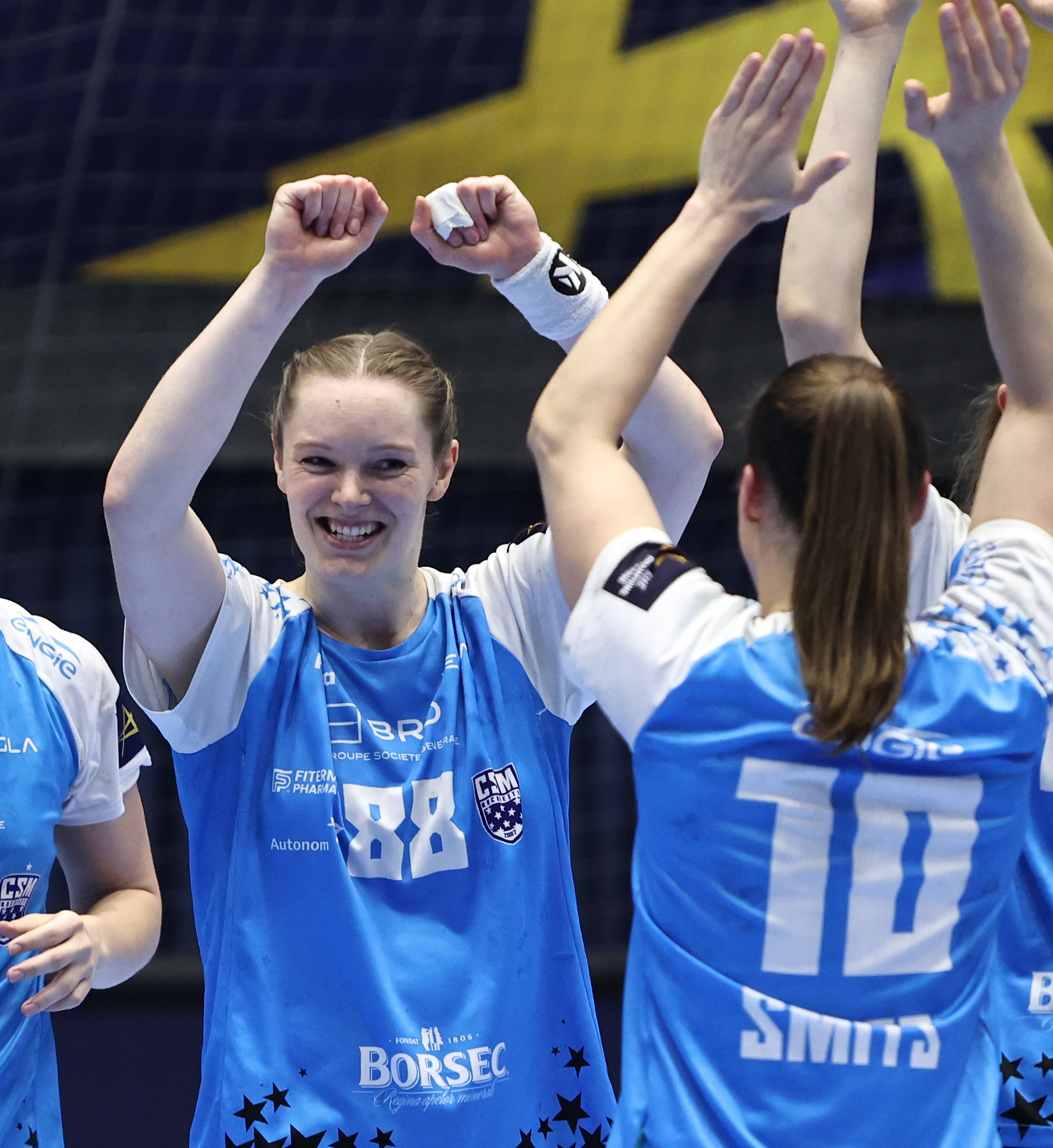 CSM Bucuresti se confrunta cu Metz in semifinalele Ligii Campionilor la handbal feminin