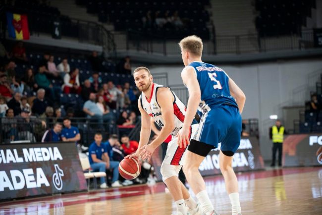 CSM Oradea si a securizat prima pozitie la sfarsitul sezonului regulat din Liga Nationala de Baschet Masculin