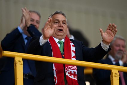 Cum fotbalul a contribuit la ascensiunea lui Viktor Orban si poate la caderea lui