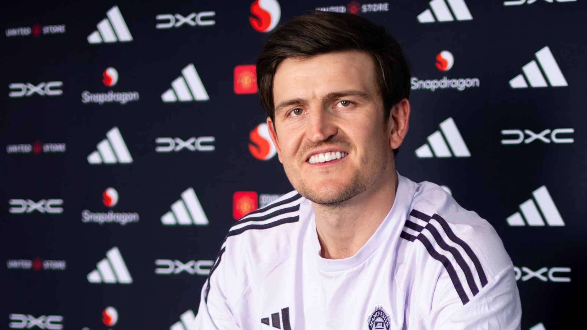 Harry Maguire si a extins contractul cu Manchester United