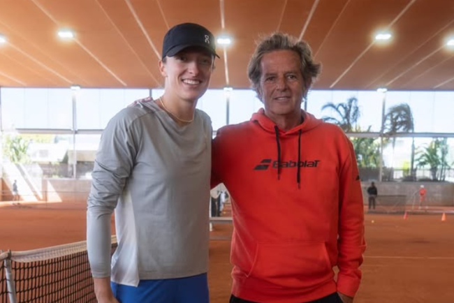 Iga Swiatek si a prezentat noul antrenor Francisco Roig fost colaborator de 17 ani al lui Rafael Nadal