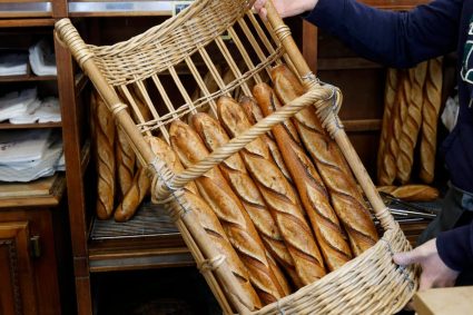 Palcariile si florarile francezesti vor ramane deschise de Ziua Muncii daca noua lege va fi aprobata