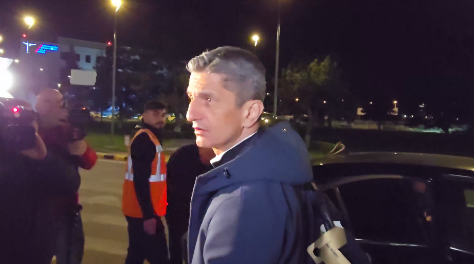 Razvan Lucescu s a intors in tara dupa ce starea tatalui sau s a deteriorat Este o situatie dificila complicata