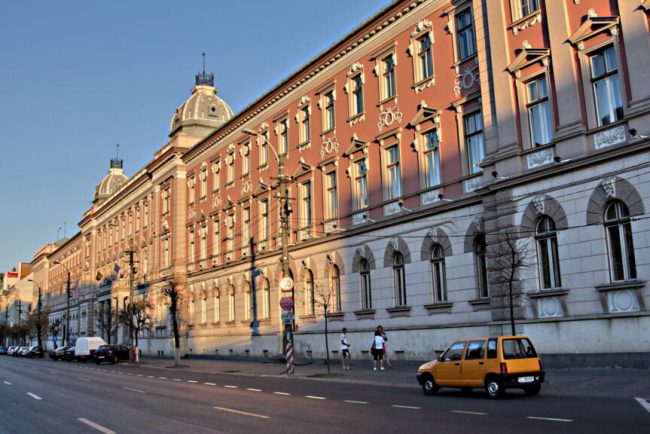 Tribunalul Cluj a decis arestarea a 6 persoane in diverse dosare de coruptie