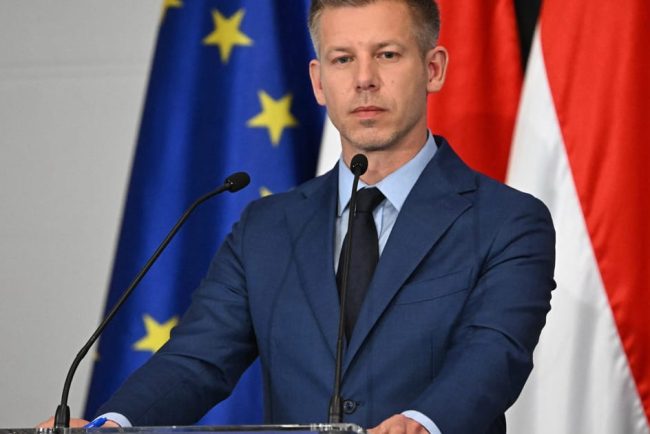 Ungaria reprezentata de Magyar se indreapta spre Bruxelles pentru negocieri privind deblocarea fondurilor UE