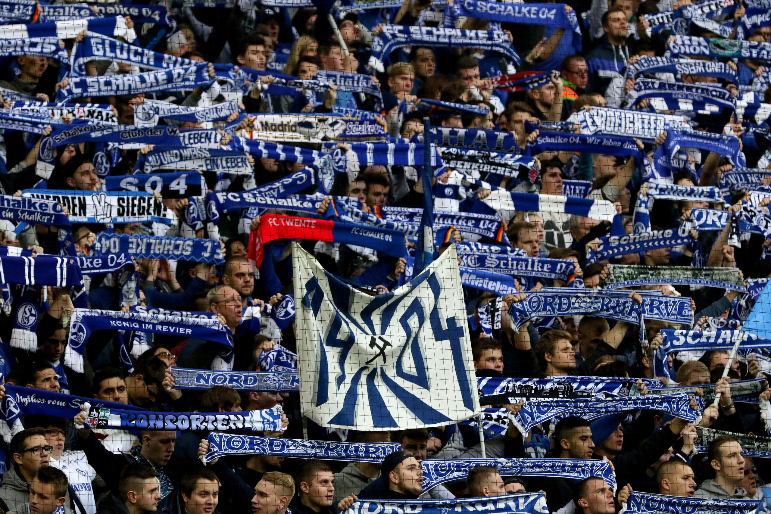 cadavru gasit pe stadionul echipei schalte 04 din germania