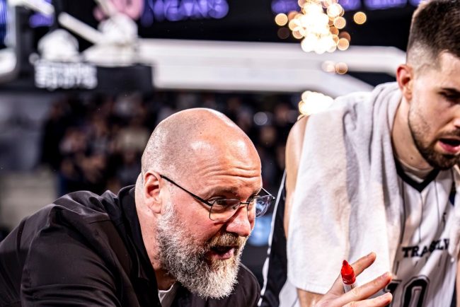 esec pentru u bt in liga adriatica silvasan incepand cu mine cred ca am fost sub nivel