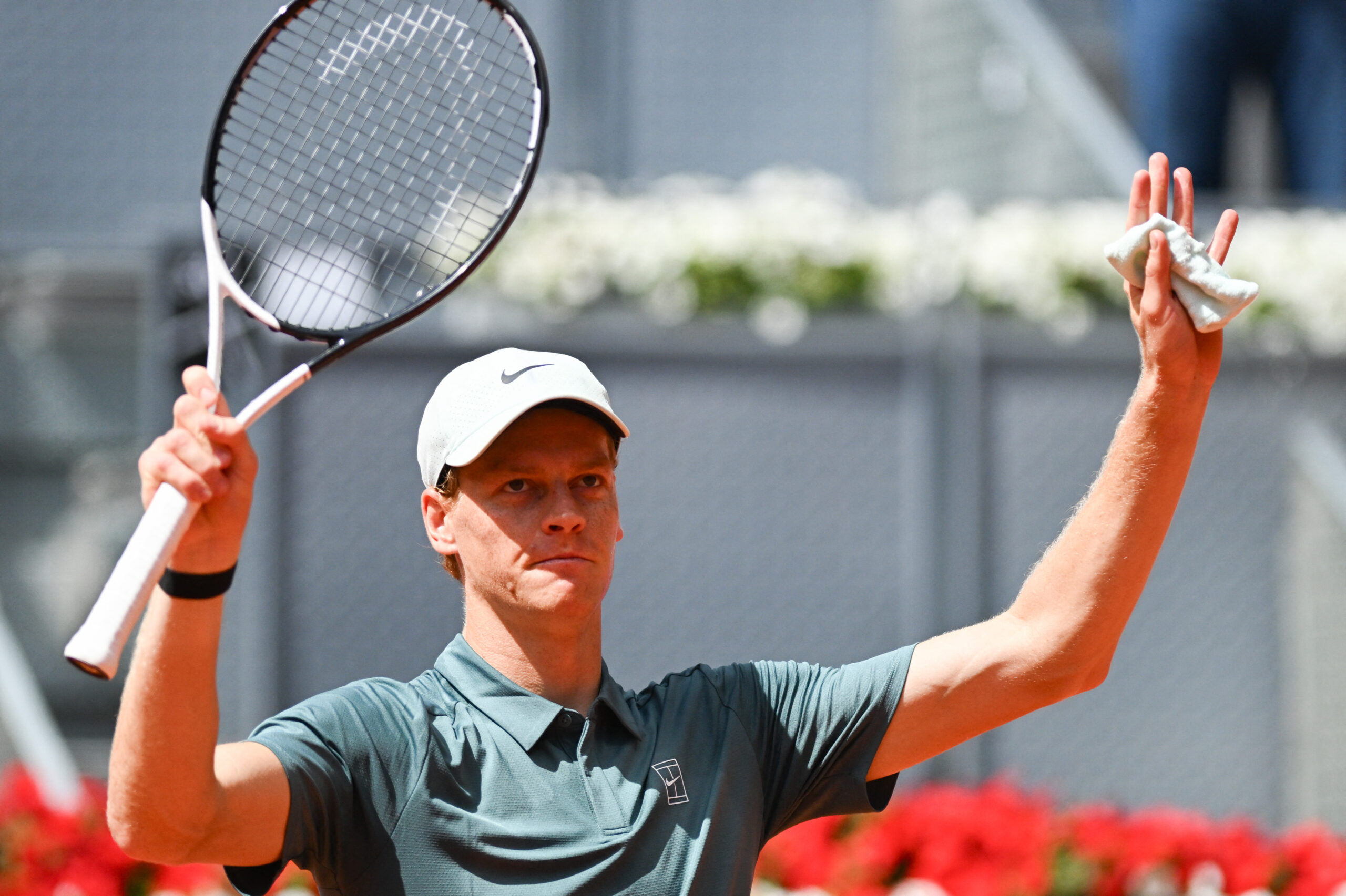 Jannik Sinner victorie istorica la Madrid Open al 350 lea succes si prima finala la toate turneele Masters 1000