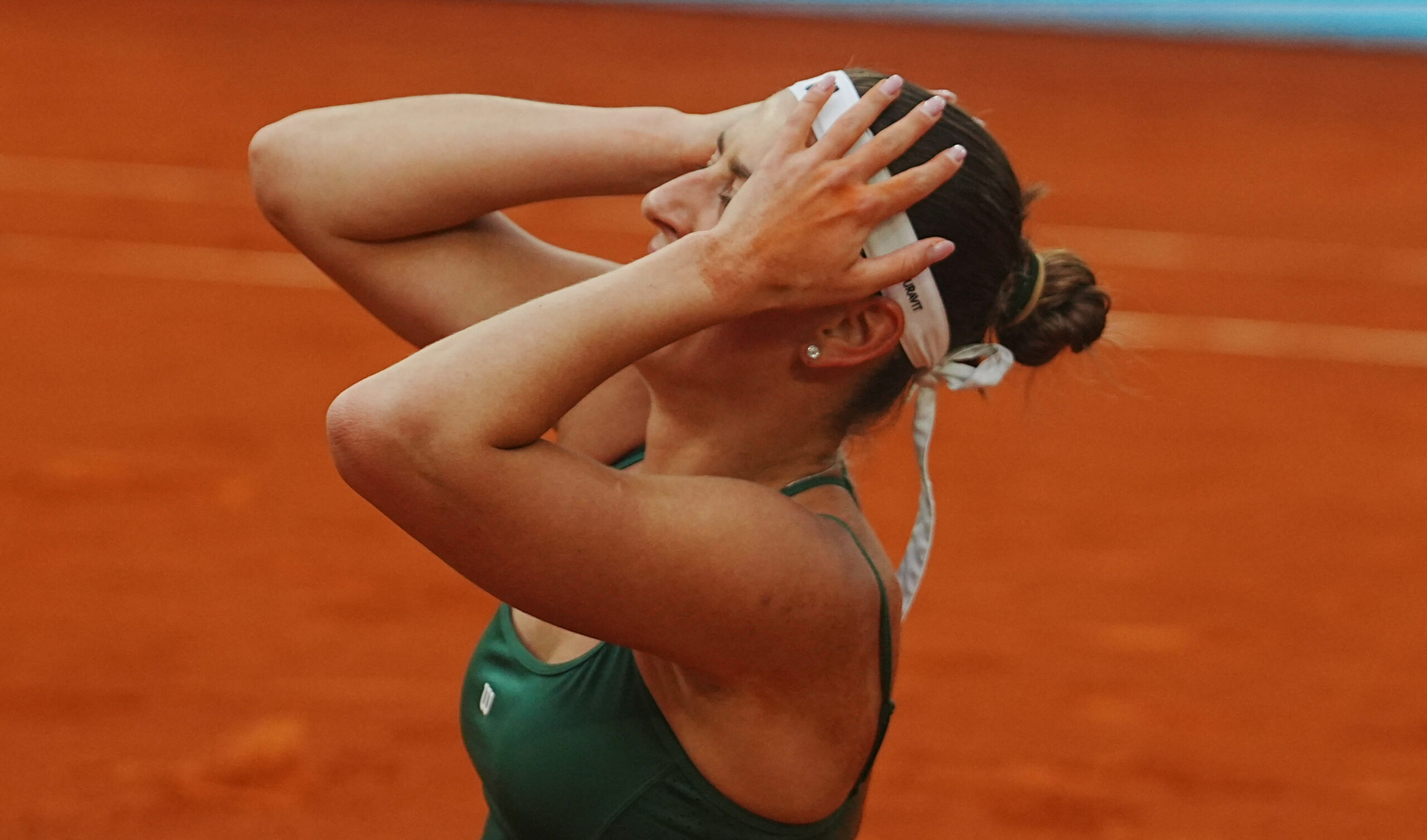 Kostyuk victorie la Roland Garros dar gandurile ii sunt la Ucraina dupa atacul Rusiei La 100 de metri de casa parintilor mei o racheta a distrus o cladire