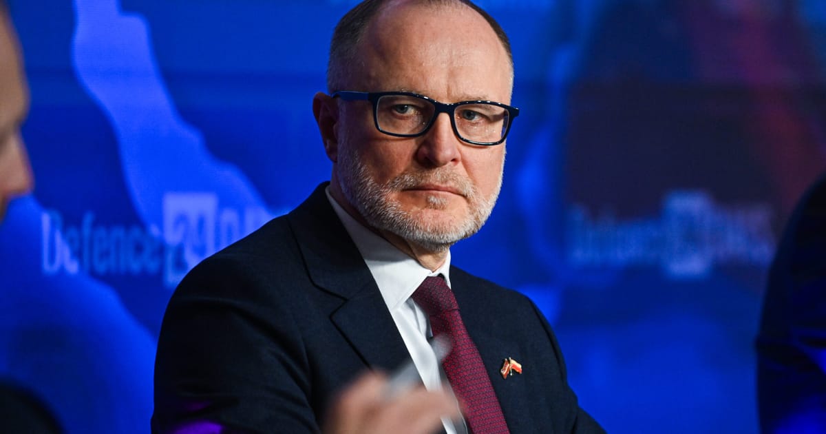 Ministrul apararii din Letonia isi prezinta demisia intr un context de schimbare a conducerii pe flancul estic al NATO