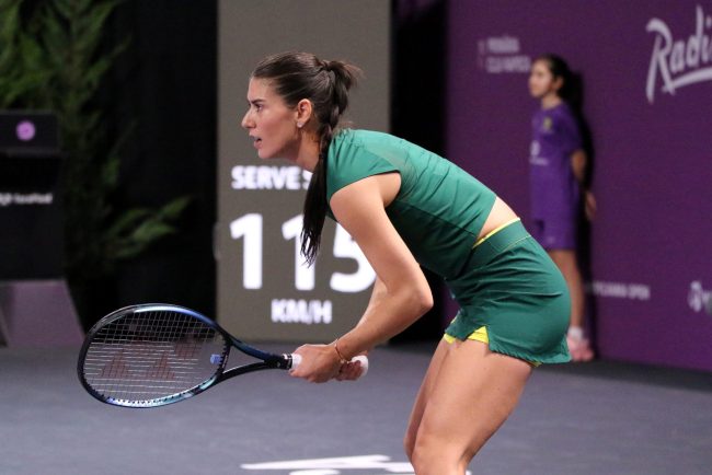 Sorana Cirstea o depaseste pe Ostapenko si se califica in semifinale la Roma