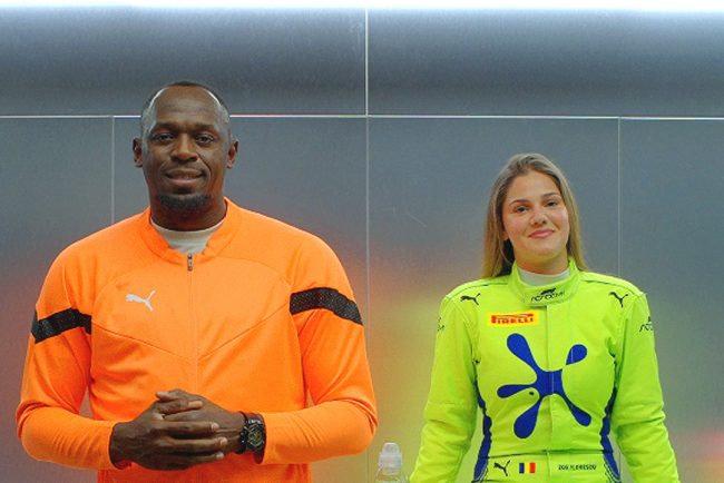 Usain Bolt a sosit la Bucuresti pentru a filma impreuna cu o tanara romanca